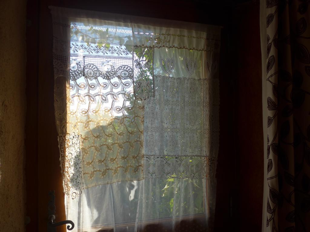 La Colline Bleue Bed & Breakfast Banne Luaran gambar
