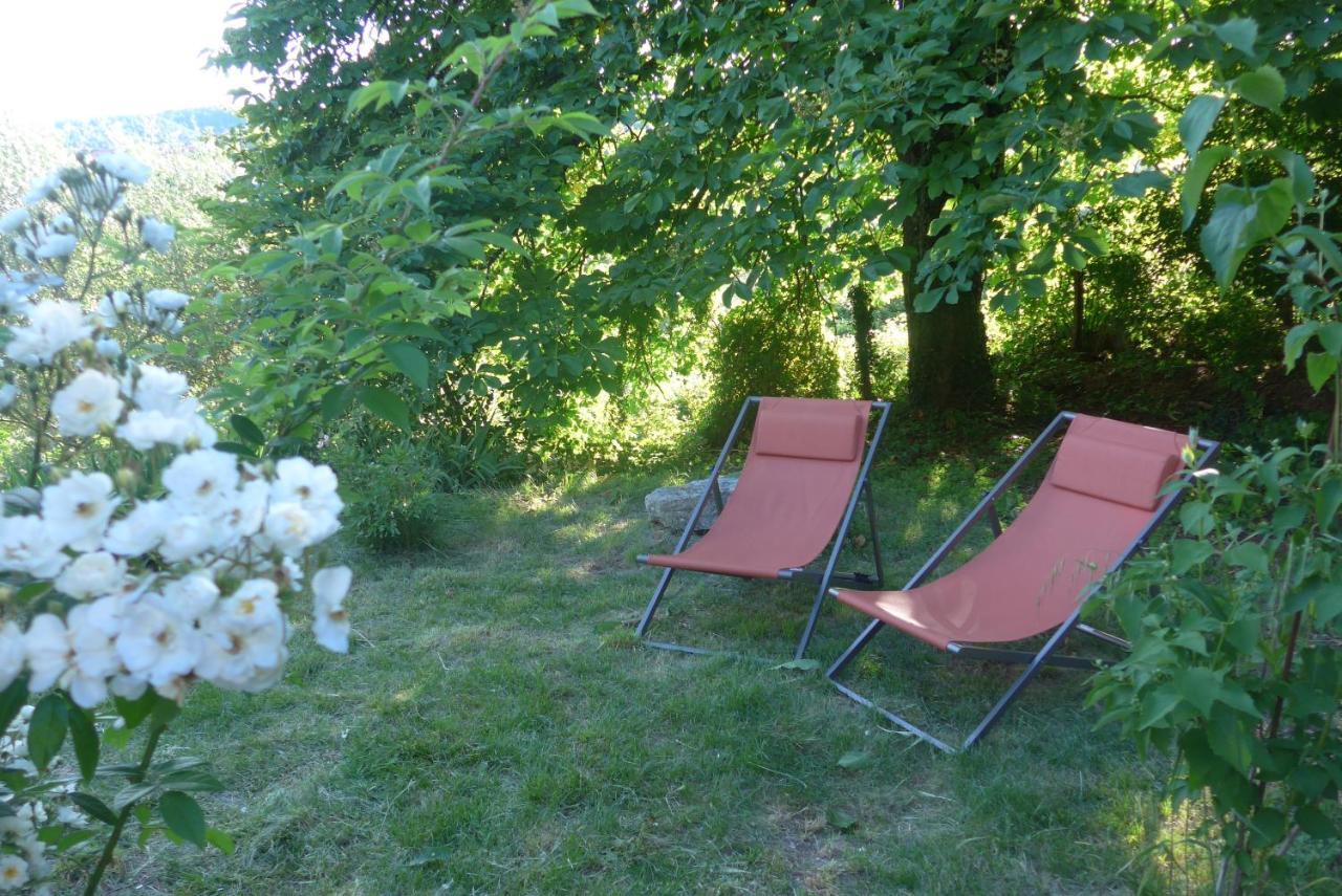 La Colline Bleue Bed & Breakfast Banne Luaran gambar